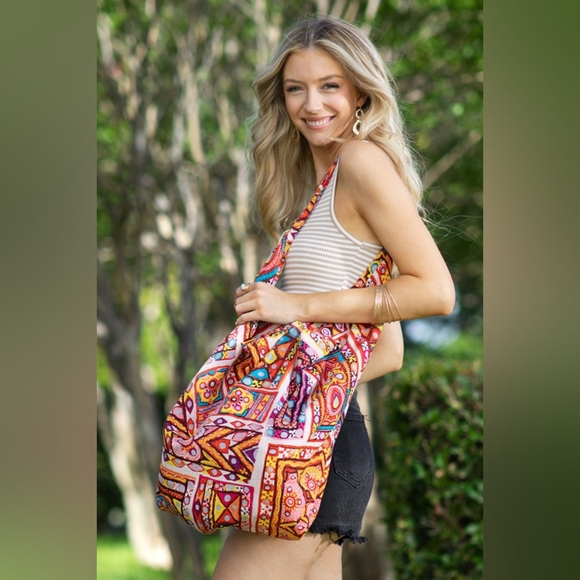 Hobo Beach Yoga Boho Chic Shoulder Bag - Handblock Paisley & Floral Printed - Picture 3 of 9
